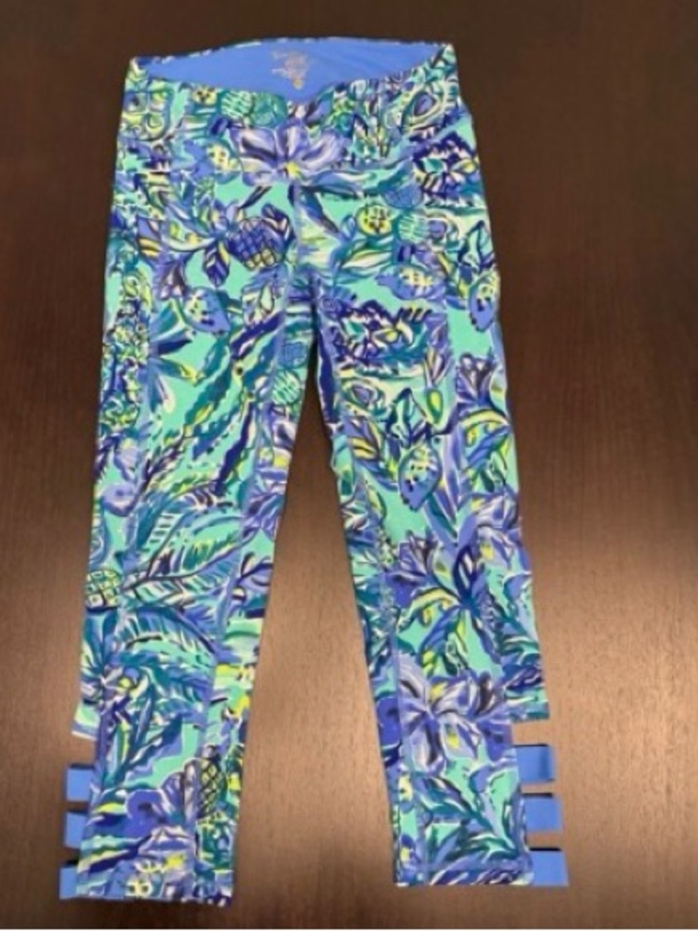 Lilly Pulitzer Weekender Cropped Leggings Bennet Blue Sneak a Beak